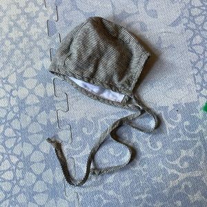 Briar Handmade bonnet 6-12m